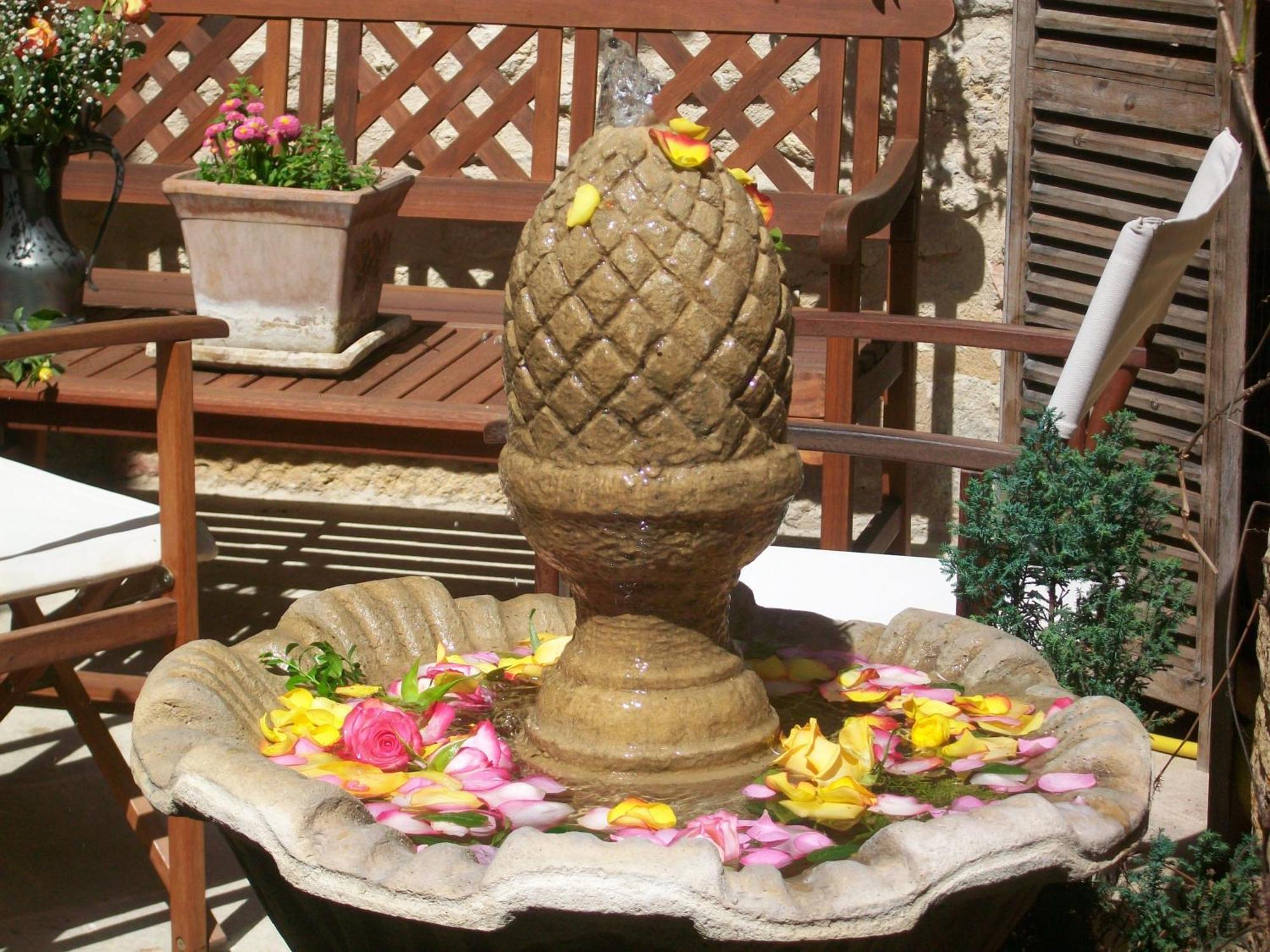 Un Patio En Luberon Bed & Breakfast Ansouis Luaran gambar